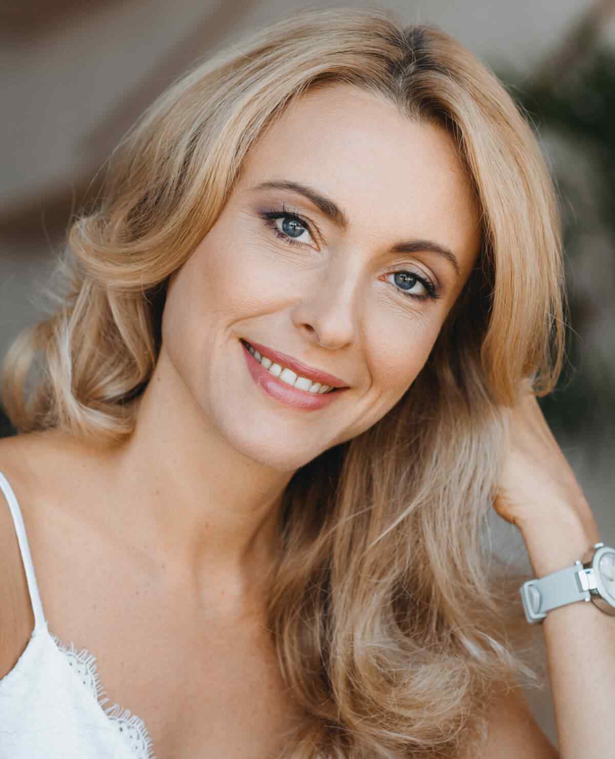 https://estrella-mia.click/wp-content/uploads/2020/12/image_about_us_06.jpg