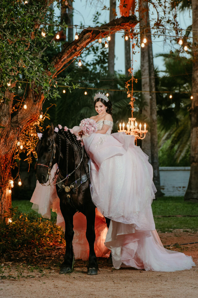 https://estrella-mia.click/wp-content/uploads/2026/06/Estrella-Formal-30-640x960.jpg