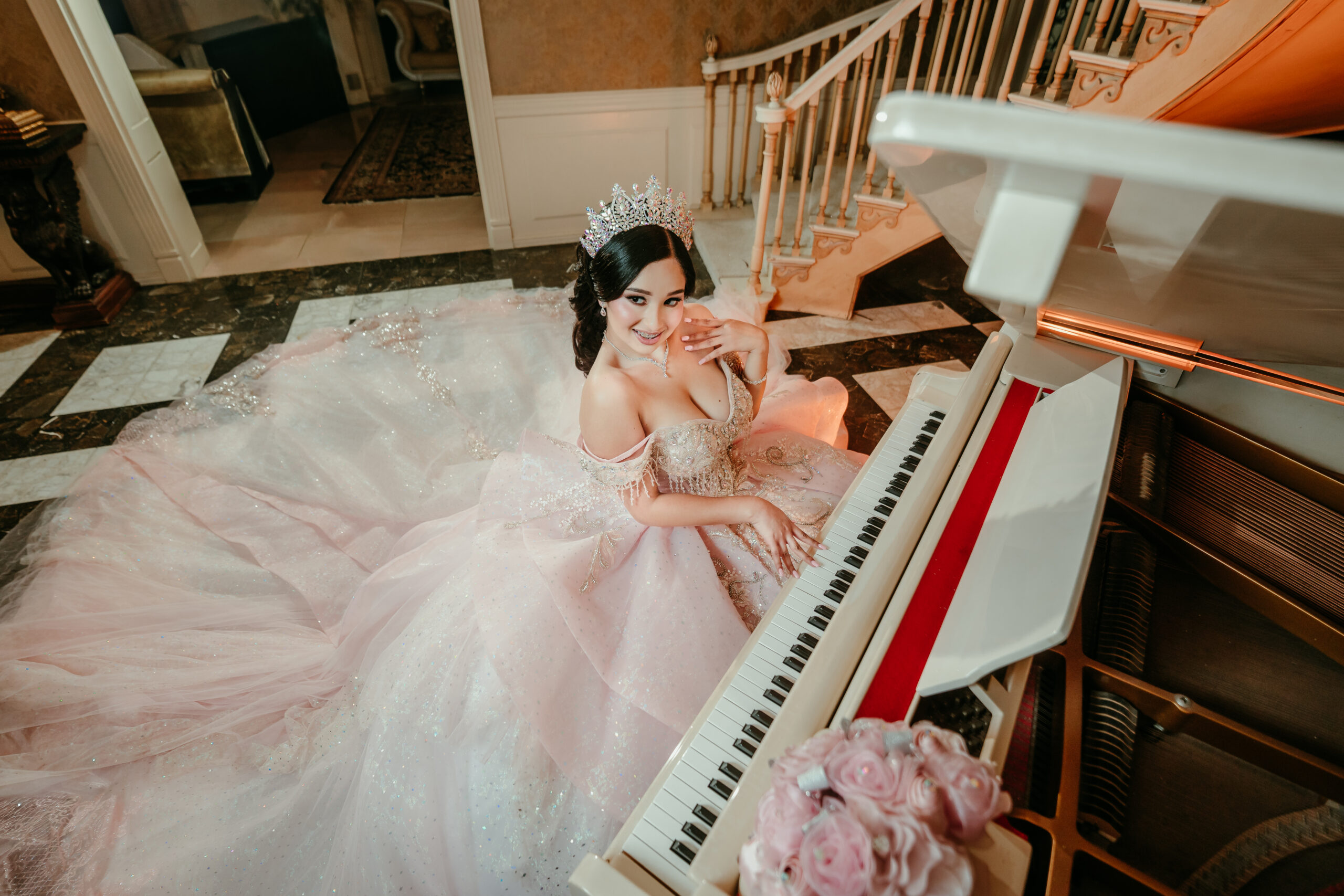 https://estrella-mia.click/wp-content/uploads/2026/06/Estrella-Formal-52-scaled.jpg